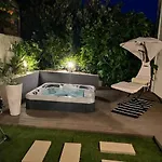 Luxury With Private Pool And Sauna Near Split , Sea View Apartment Podstrana